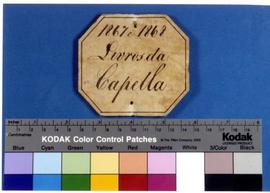 [Pormenor de uma etiqueta de identificação de um maço de documentação]