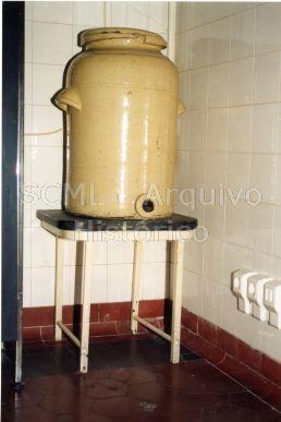 [Plano de um pote em grés da antiga Farmácia Central]