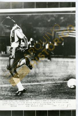 [Reprodução de um fotograma do golo de Rabah Mustapha Madjer, jogador do Futebol Clube do Porto]