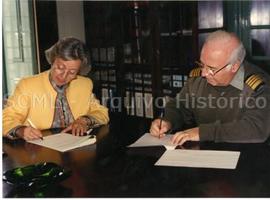 [Retrato de grupo no âmbito da assinatura do protocolo de cooperação entre a Misericórdia de Lisb...