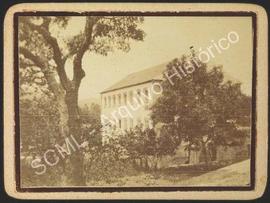 [Vista geral de um edifício destinado a lagar e moagem]