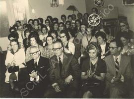 [Retrato de grupo no âmbito da visita da subsecretária de Estado da Segurança Social à Santa Casa...