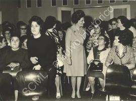 [Retrato de grupo no âmbito da visita da subsecretária de Estado da Segurança Social à Santa Casa...