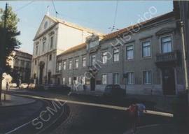 [Vista parcial das fachadas da Igreja e Museu de São Roque]