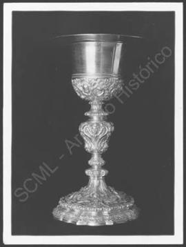 [Plano de pormenor de um cálice com patena]