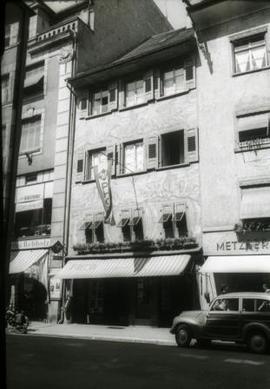 [Vista de alguns prédios, em Constança, na Alemanha]