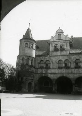 [Vista do edifício da Câmara Municipal de Constança, na Alemanha]