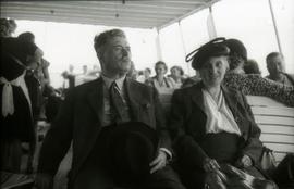 [Retrato do casal Ema e António Eusébio Benito Maçãs, em Lindau, na Alemanha]