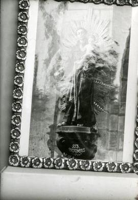 [Plano de uma imagem de Santo António]